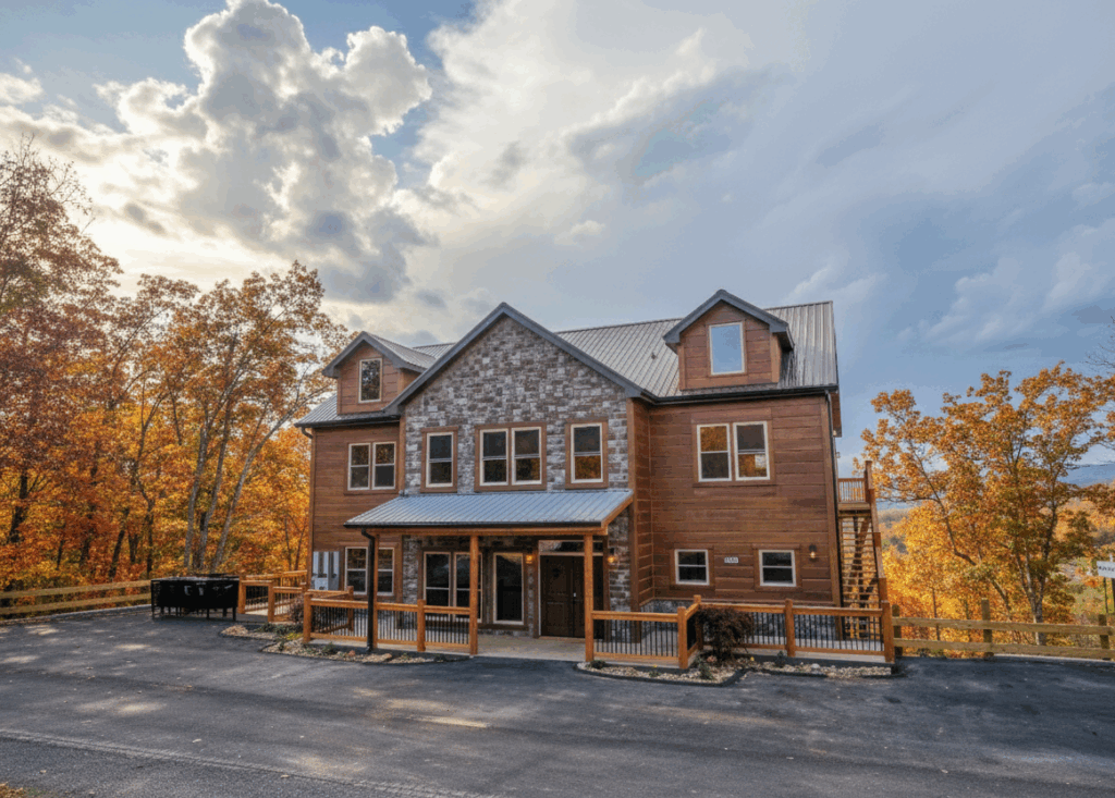 Beautiful, Impressive Custom Built Luxury Mountain Home in the Smoky Mountains, East Tennessee.